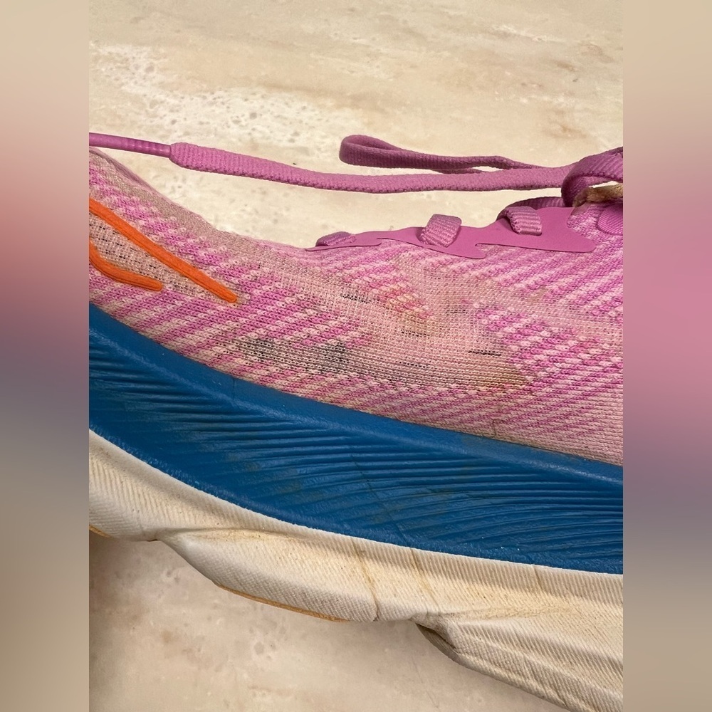 Women's Hoka Clifton 9 Running Shoes - Picture 8 of 13
